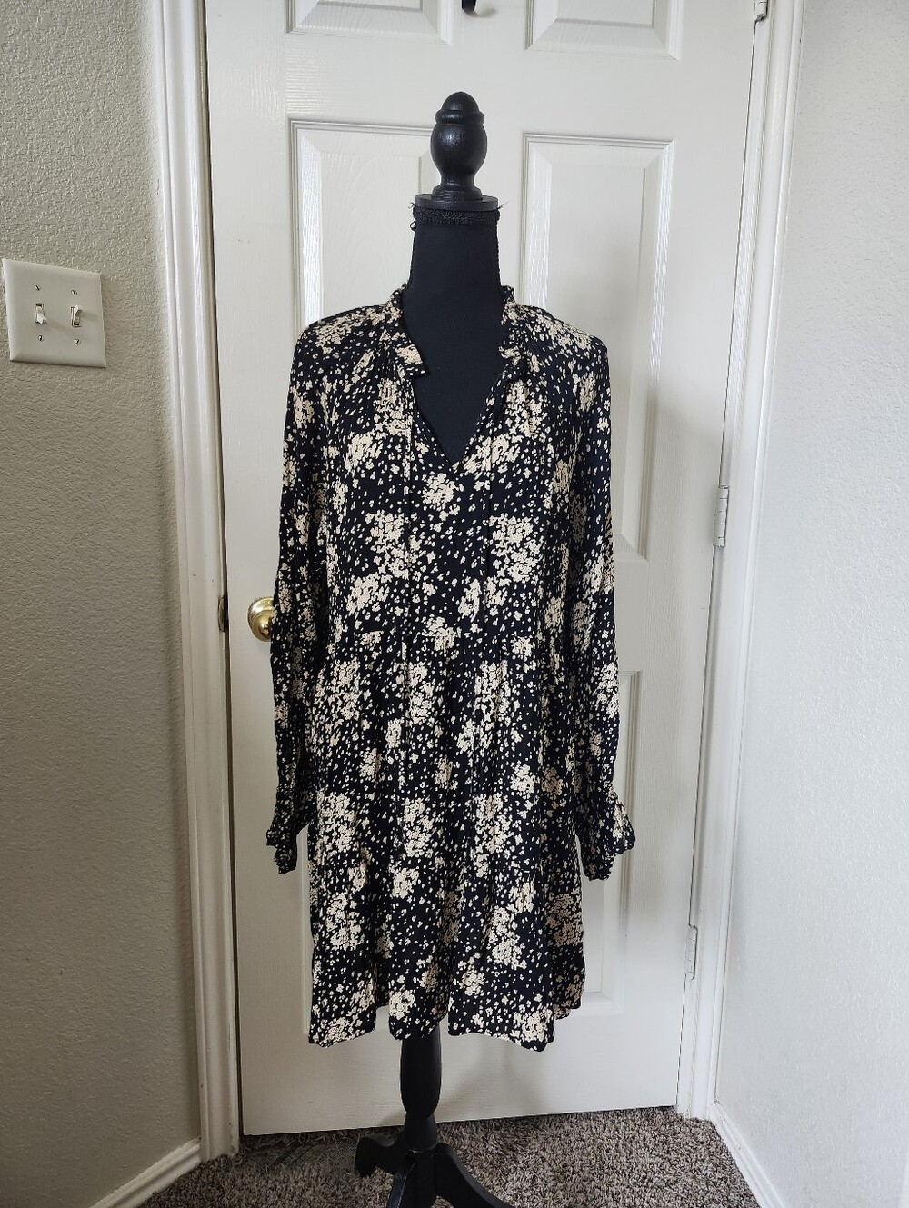 Vici Black and Cream Floral Mini Dress